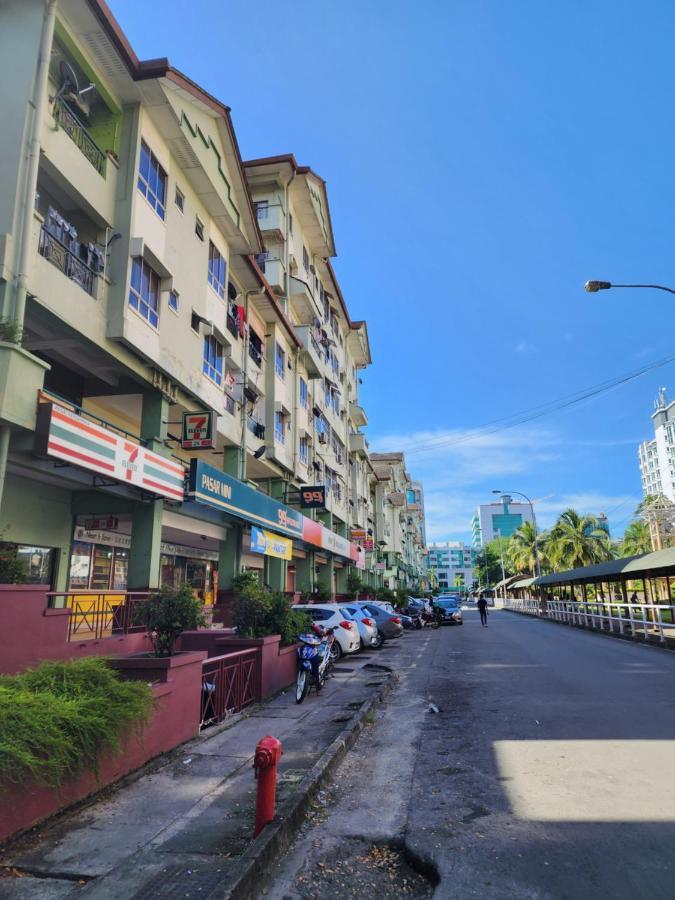 Y Homes Kota Kinabalu Eksteriør billede