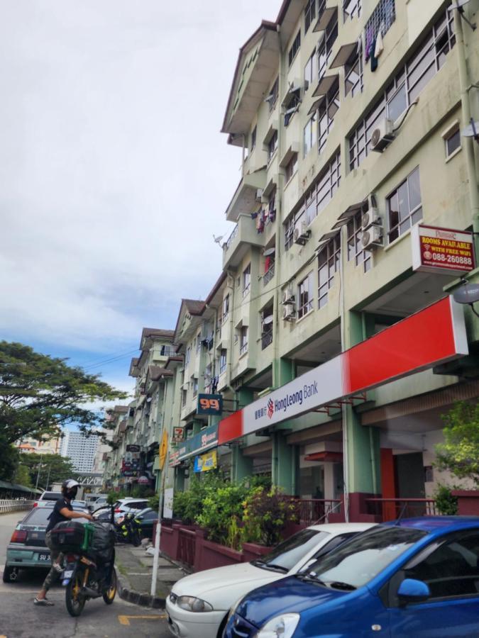 Y Homes Kota Kinabalu Eksteriør billede